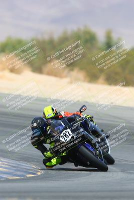 media/Apr-10-2022-SoCal Trackdays (Sun) [[f104b12566]]/Turn 10 (1pm)/